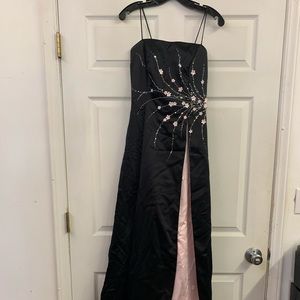 Black strapped prom dress 4 flowers and sequins